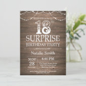 Rustic Surprise 18e anniversaire Invitation (Debout devant)