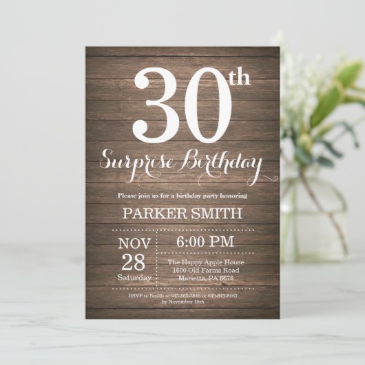Rustic Surprise 30e anniversaire Invitation (Debout devant)