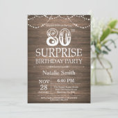 Rustic Surprise 80th Birthday Invitation Kaart (Staand voorkant)