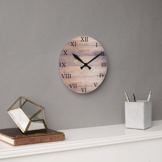Rustic vintage barn wood Roman numbers Ronde Klok
