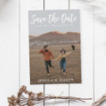Rustic White Enregistrer la carte de date - Enregi<br><div class="desc">Assurez-vous que tout le monde sera en mesure d'enregistrer la date pour votre mariage avec ces belles cartes Save The Date! Ajoutez facilement votre propre photo et vos informations personnelles ! Imprimez autant que vous le souhaitez !</div>