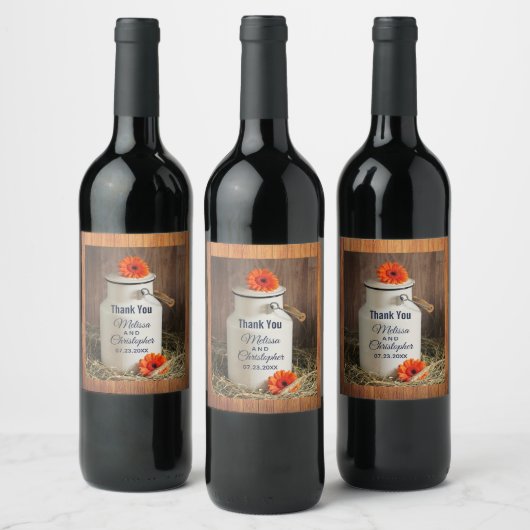 Rustic White Milk Jug met Flowers Dank je Wijn Etiket (Flessen)