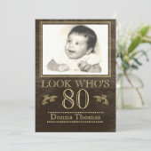 Rustic Wood 80th Birthday Foto Kaart (Staand voorkant)