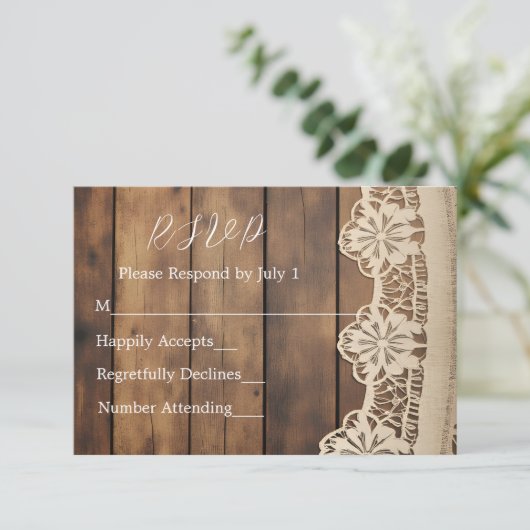 Rustic Wood and Lace RSVP Card (Staand voorkant)