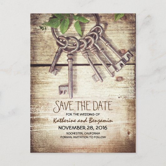 Rustic Wood Bewaar de datum met Skeleton Keys Aankondigingskaart (Voorkant)