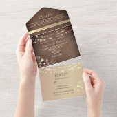 Rustic Wood en String Lights Wedding All In One Uitnodiging (Afscheurbaar)