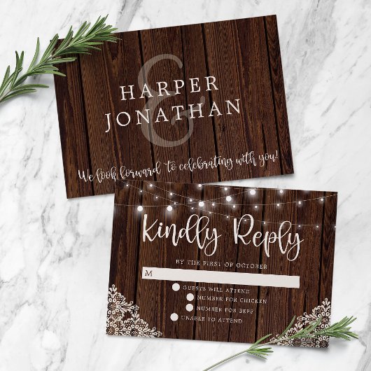 Rustic Wood en String Lights Wedding RSVP Kaartje