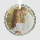 Rustic Wood & Eucalyptus First Christmas Married Ornament (achterkant)