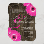 Rustic Wood Hot Pink Daisy Wedding Invitations Kaart (Voorkant / Achterkant)
