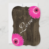 Rustic Wood Hot Pink Daisy Wedding Invitations Kaart (Achterkant)