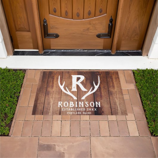 Rustic Wood Monogram Familienaam Deer Antler Lake Deurmat (Buiten)