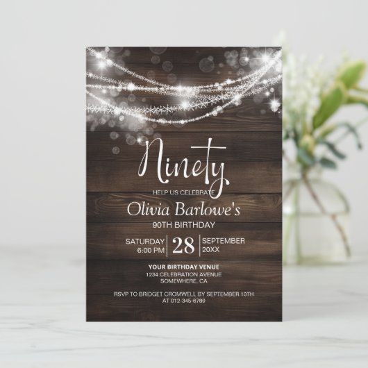 Rustic Wood String Lights 90ste Verjaardagsfeest Kaart (Staand voorkant)