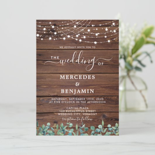 Rustic Wood String Lights Eucalyptus QR Weddenscha Kaart (Staand voorkant)