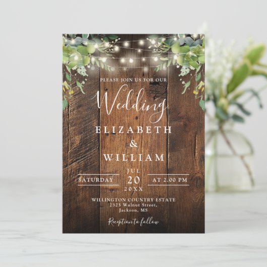 Rustic Wood String Lights Greenery QR Code Weddens Kaart (Staand voorkant)