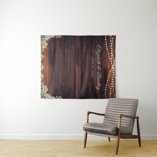 Rustic Wood String Lights Wedding Photo Backdrop Wandkleed (In Situ (horizontaal))