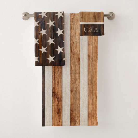 Rustic Wood Tone American Flag Horizontal Bad Handdoek (Insitu)