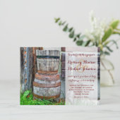 Rustic Wooden Barrel Land Weddenschap Kaart (Staand voorkant)