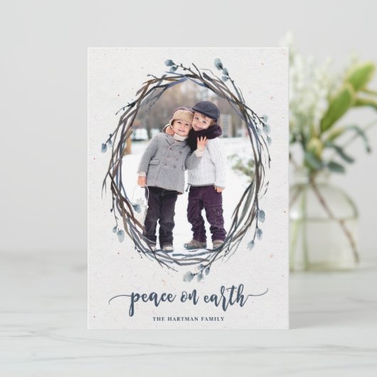 Rustic Wreath Peace on Earth Photo Navy Feestdagenkaart (Staand voorkant)