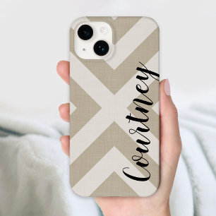 Rustiek Beige X Chevron Monogram Case-Mate iPhone 14 Hoesje