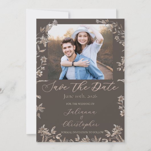 Rustiek Elegant Wildflowers Mocha Script Foto Save The Date (Voorkant)