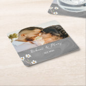 Rustiek Grijs Hout Custom Foto Bruiloft Onderzette Vierkante Kartonnen Onderzetter (Schuin)