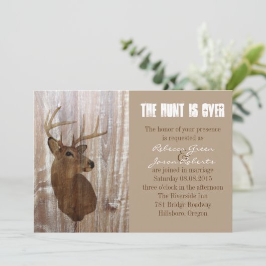 Rustiek hert de jacht is over bruiloft uitnodiging (Staand voorkant)