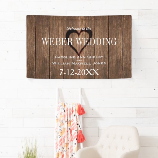 Rustiek hout en gegraveerd hart bruiloft banner (Insitu)