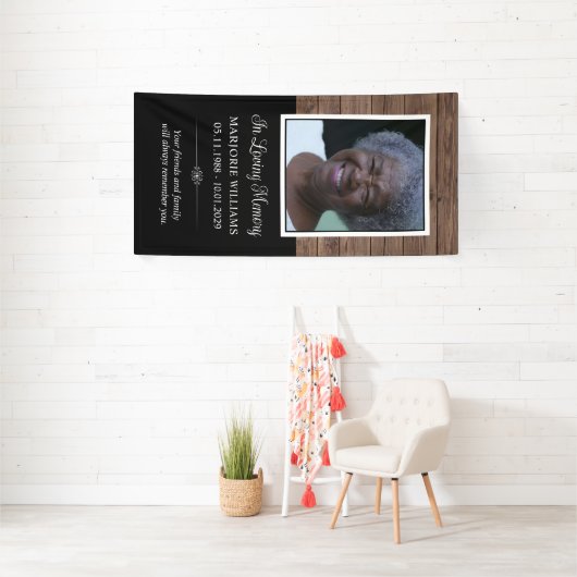 Rustiek hout in liefdevolle herinnering Foto Graf  Spandoek (Insitu)