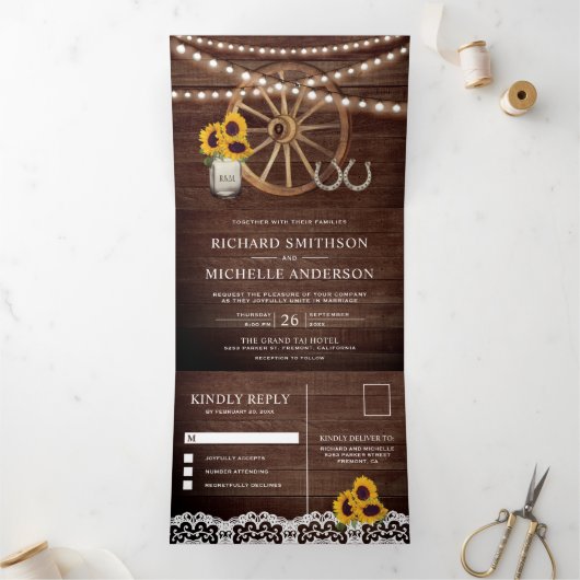 Rustiek Hout Zonnebloemen Hoefijzer Western Bruilo Drieluik Uitnodiging (Binnen)