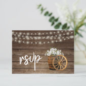 Rustiek houten vat met witte bloemen - RSVP Kaartje (Staand voorkant)