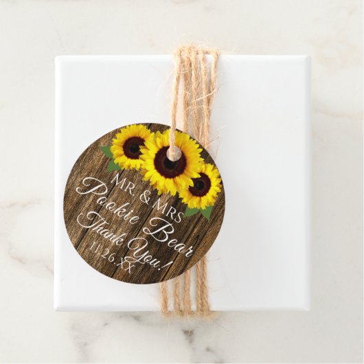 Rustiek land hout en zonnebloemen bruiloft gast bedankjes labels (In situ)
