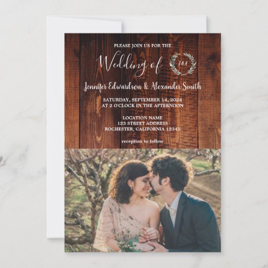 Rustiek land schuur hout monogrammed foto Bruiloft Kaart (Voorkant)