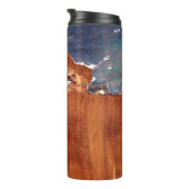 Rustiek metaal:  ijzeren textuur. thermosbeker (Geroteerd rechts)