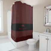 Rustiek Plaid Monogram Beer | Buffelrood Zwart Douchegordijn (In situ)