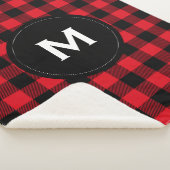 Rustiek zwart en rood geplakt patroon monogram sherpa deken (3/4)