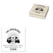 Rustieke berg, pijnbomen en zon retouradres 	rubberstempel (Gestempeld)