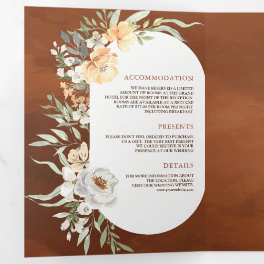 Rustieke Boho aardse perzik bloemige terracotta br Drieluik Uitnodiging (Binnenzijde eerst)