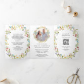 Rustieke Boho Wilde Bloem Foto QR Code Trouwen Drieluik Uitnodiging (Binnen)