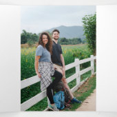 Rustieke Country Barn Wildflower Wedding Drieluik Uitnodiging (Binnenkant midden)