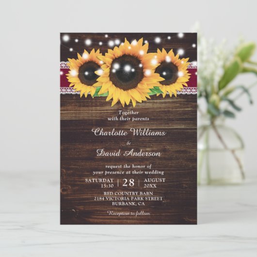 Rustieke houten burlap zonnebloem bordeaux bruilof kaart (Staand voorkant)