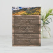 Rustieke houten herfst bomen bruiloft uitnodiginge kaart (Staand voorkant)