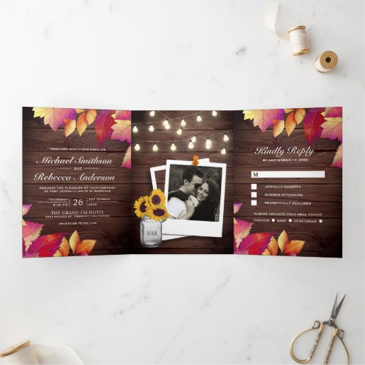 Rustieke houten Herfst herfstbladeren alles in één Drieluik Uitnodiging (Binnen)