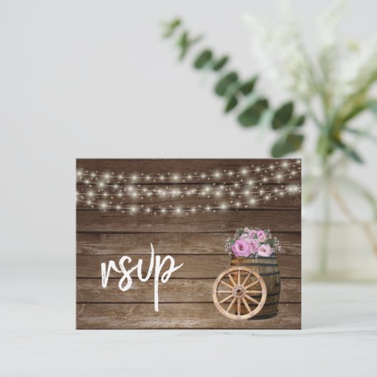 Rustieke houten vat en roze bloemenkool - RSVP Uitnodiging Briefkaart (Staand voorkant)