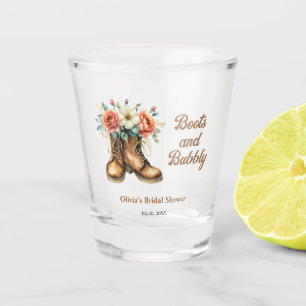 Rustieke laarzen en bruisende western bruiloftsdou shot glas