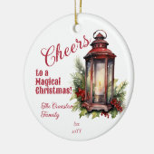 Rustieke Lantaarn Pine en bessen juichen Kerstmis Keramisch Ornament (Links)