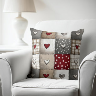 Rustieke patchwork met harten kussen