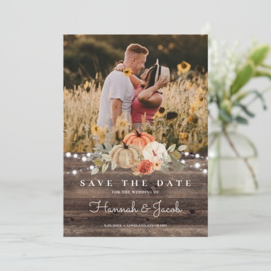 Rustieke Pompoen Herfst Schuur Houten Bruiloft Save The Date (Staand voorkant)