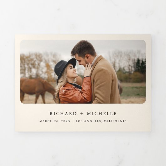 Rustieke Rode Schuur Land Boerderij QR Code Bruilo Drieluik Uitnodiging (Cover)