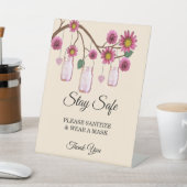Rustieke Roze Bloemen Mason Jar Bruiloft Veilighei Reclamebord Met Voetstuk (Insitu)
