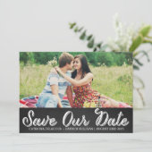 Rustieke scriptfoto Bewaar onze datumaankondiging Kaart (Staand voorkant)
